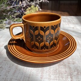 【C】こっくりクラシカルなカップ&ソーサー＊ホーンジー／Hornsea／HEIR LOOM　エアルーム／オータムブラウン