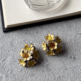 Y1238-ヴィンテージイヤリング U.S.A. 1950-60's Yellow Flower Cluster