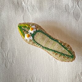 shoe shoe shoe刺繍ブローチNo.99