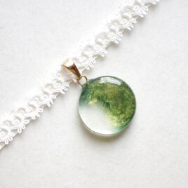 【受注製作】レジンアート　ラウンドモチーフとタティングレースとサテンリボンのチョーカー〈円環の故郷〉