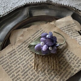 淡水パールとすみれの髪飾りコーム付き