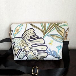 フランス刺繍ショルダー