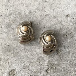 Vintage 80s-90s Euro made in ITALY retro mode design earring