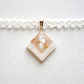 【受注製作】レジンアート　スクエアモチーフとタティングレースとサテンリボンのチョーカー〈逢引〉