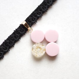 【受注製作】レジンアート　ラウンドモチーフとタティングレースとベルベットリボンのチョーカー〈丸を連ねて・花の便り〉