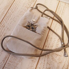 コットンリネンキャンバス生地で作ったスマホポシェット（猫ちゃん３）