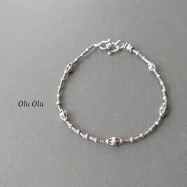 カレンシルバーのブレスレット