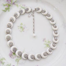 Trifari　トリファリ　シルバートーン　ホワイトルーサイト　ラウンド　ネックレス　/　CJ6212N