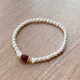レッドローズ & パール スノーホワイトクリスタル ブレスレット