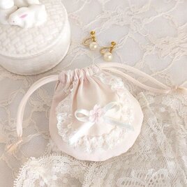 可愛いレースとリボンの桜色ミニ巾着