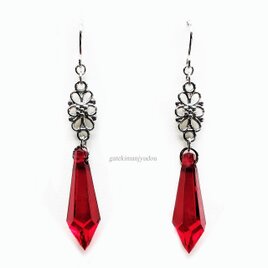 シャンデリアピアス◇レッド【イヤリング等変更可】