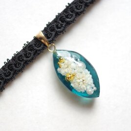 【受注製作】レジンアート　マーキスモチーフとタティングレースとベルベットリボンのチョーカー〈柳暗花明〉