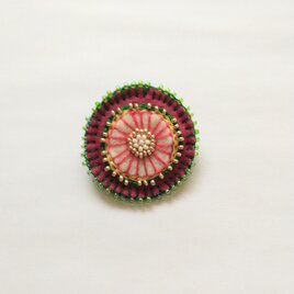 ビーズ刺繍のブローチ⑥