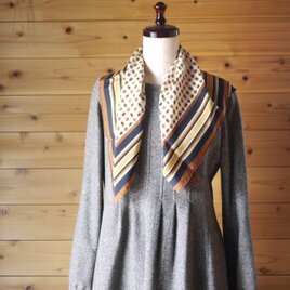 ヴィンテージスカーフ　YSL　茶小花  ヨーロッパ古着