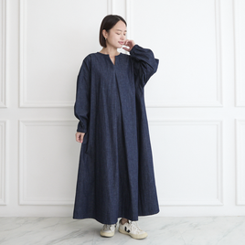 【着丈調整可能✨】シャンブレー デニム キーネック 長袖 ワンピース　インディゴ　0778D.BL