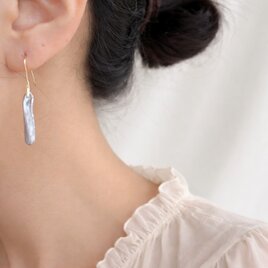 稀少なグレーケシパールピアス