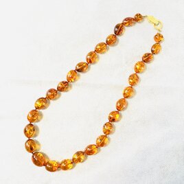 琥珀のネックレス　オーバル