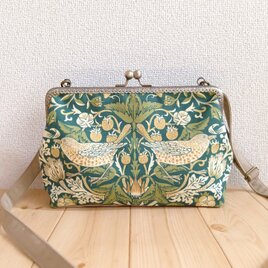 ウィリアムモリス　長財布も入る大きめ　がま口ショルダーバッグ　25cm口金　いちご泥棒　グリーン　677