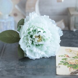 ミントグリンのピオニーの髪飾り　ミント　グリン　花径11cm　フフラメンコ　フローレス　髪飾り　花　ミントグリーン　ダンス　花