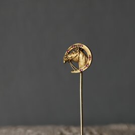 b. アンティークハットピン FIX  ホースシュー　アンティークアクセサリー　アンティークのある暮らし　