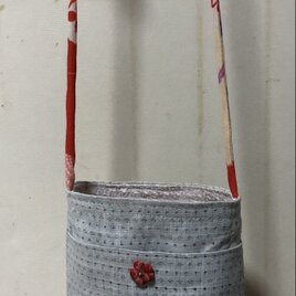 ８６８６　白絣の着物で作ったスマホショルダー