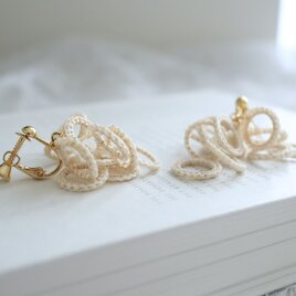 Halo - ecru  | 耳飾り | ワイルドシルク