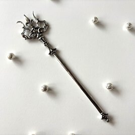 かんざし　ポセイドンの槍の簪　シルバー　フォーク　武器　一本簪　洋風　シンプル　普段使い　成人式　卒業式　洋風