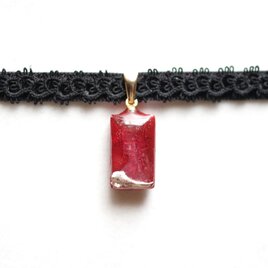 【受注製作】レジンアート　長方形モチーフとタティングレースとベルベットリボンのチョーカー〈ダークレディ〉