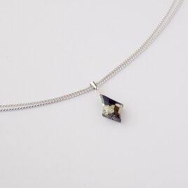 マトリックスパイライトのネックレス《N-307》