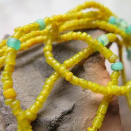 アンティーク　糸　ウランガラス　＆　アパタイト　黄色　ネックレス　百世 momotose（東）