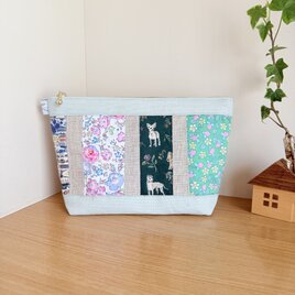 パッチワークと帆布のマチ付きポーチ（ブルー系）