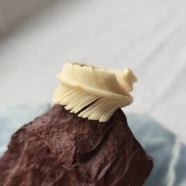 鹿の角 フェザーリング「螺旋」 約19.5号