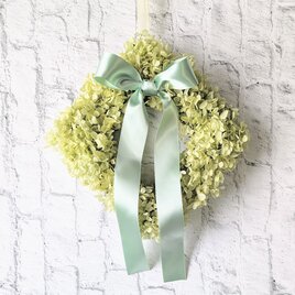 爽やかミントグリーンの紫陽花とリボンのリース（プリザーブドフラワー）[p20261014]