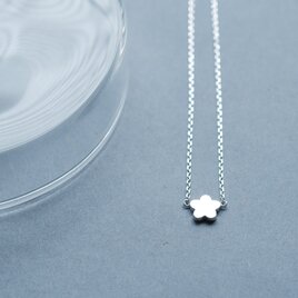 プチ フラワー ネックレス シルバー925