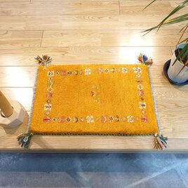 ペルシャ　ギャッベ　玄関マット小　ラグ　57.5x38cm　黄金色　枠　生命の木　ヤギ　NN17109