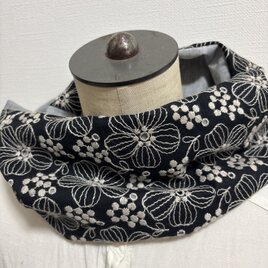 ✳︎ ハンドメイド春夏スヌード♡黒綿小花レース刺繍リネン♡♡紫外線花粉寒暖差対策