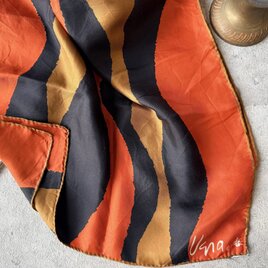 SC31-【 Vera Neumann 】ヴェラ・ニューマン - ヴィンテージスカーフ 1960-70's Silk