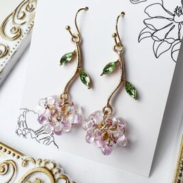 大人のチェコビーズ・1輪のプレゼントピアス5