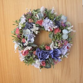 アネモネ風のリース