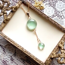 レジンアート　二粒の水滴ペンダント〈風が囁く〉