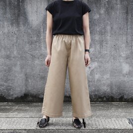 ★新作【即納】シンプルで丈夫、カジュアルでもきれいめでも。 チノクロス ワイドイージーパンツ（チノベージュ）ポケット