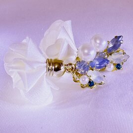 ビジュー付きフラワータッセルピアス♡
