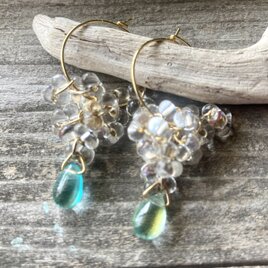 【Water Cascade】水滴つぶつぶガラスと海の雫のフープピアス