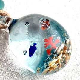 カクレクマノミネックレス