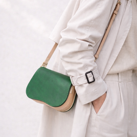 本革 手染め ミニショルダーバッグ｜2層収納・マグネット開閉｜軽量・6色展開・シンプルデザイン