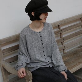 大人の日常に寄り添う一枚 杢調混紡ニットカーディガン モクグレー　260402-1
