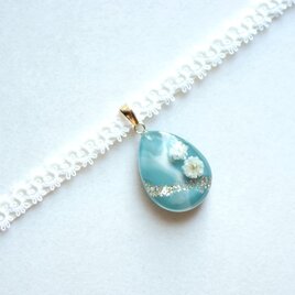 【受注製作】レジンアート　ドロップモチーフとタティングレースとサテンリボンのチョーカー〈髑髏と花〉