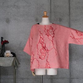 絞りのチュニックブラウス　/  フリーサイズ　着物リメイク