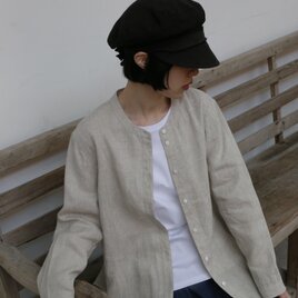きちんと感と抜け感を両立。大人の一年中着回しアイテム リネンシャツ　長袖シャツブラウス　生成色　260405-1