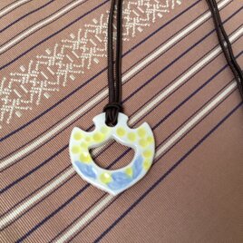 ミモザのネックレス